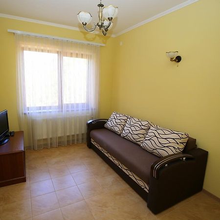 Пори Року Guest House Sinjak Eksteriør bilde